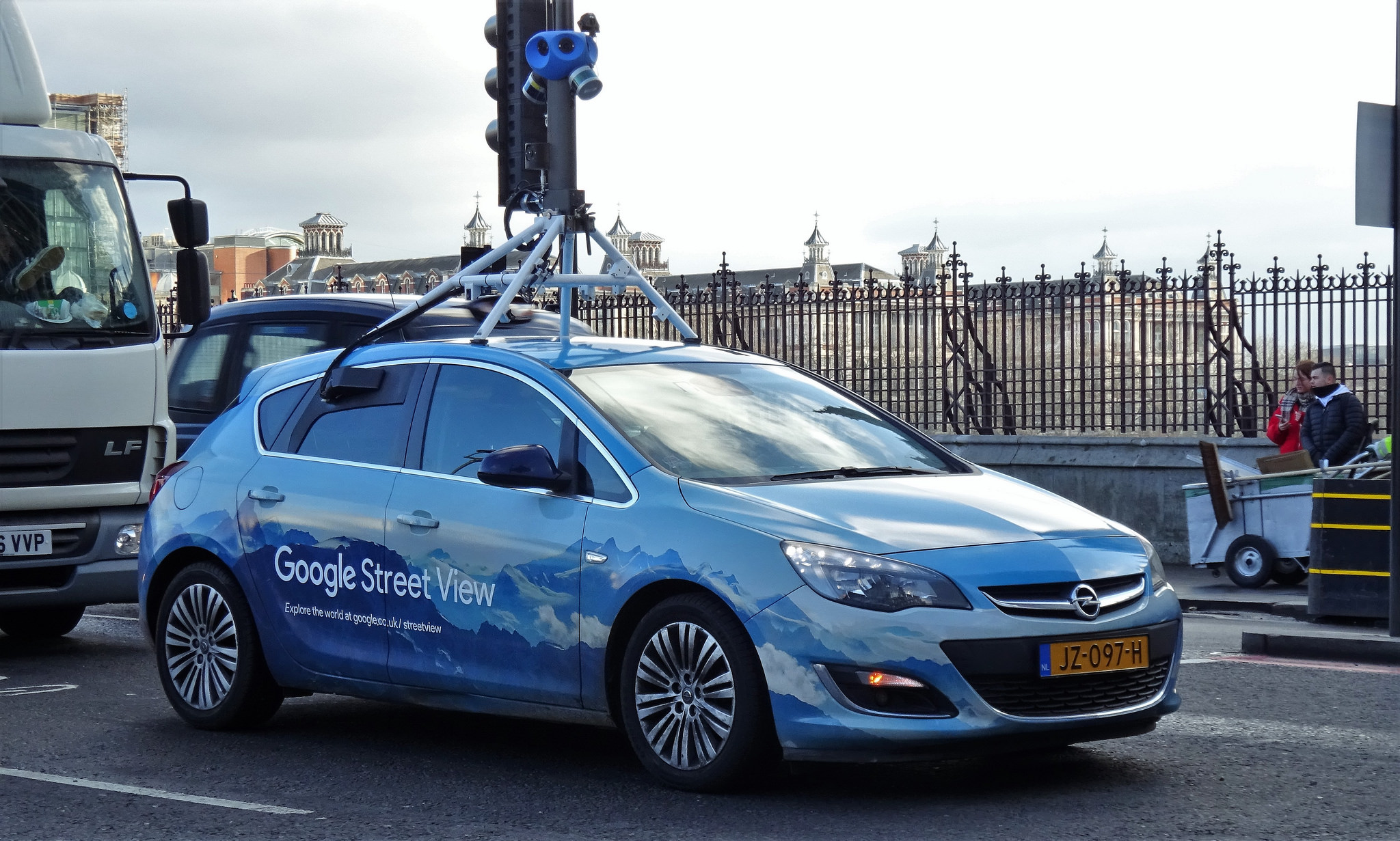 Google Street View cars to fuel realtime pollution map in London