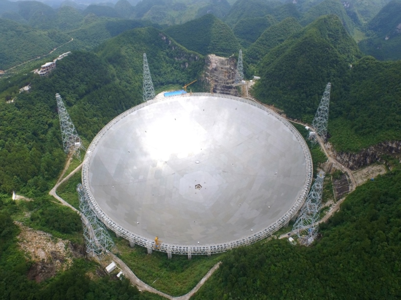 Why doesn’t anyone want to run the world’s largest telescope?