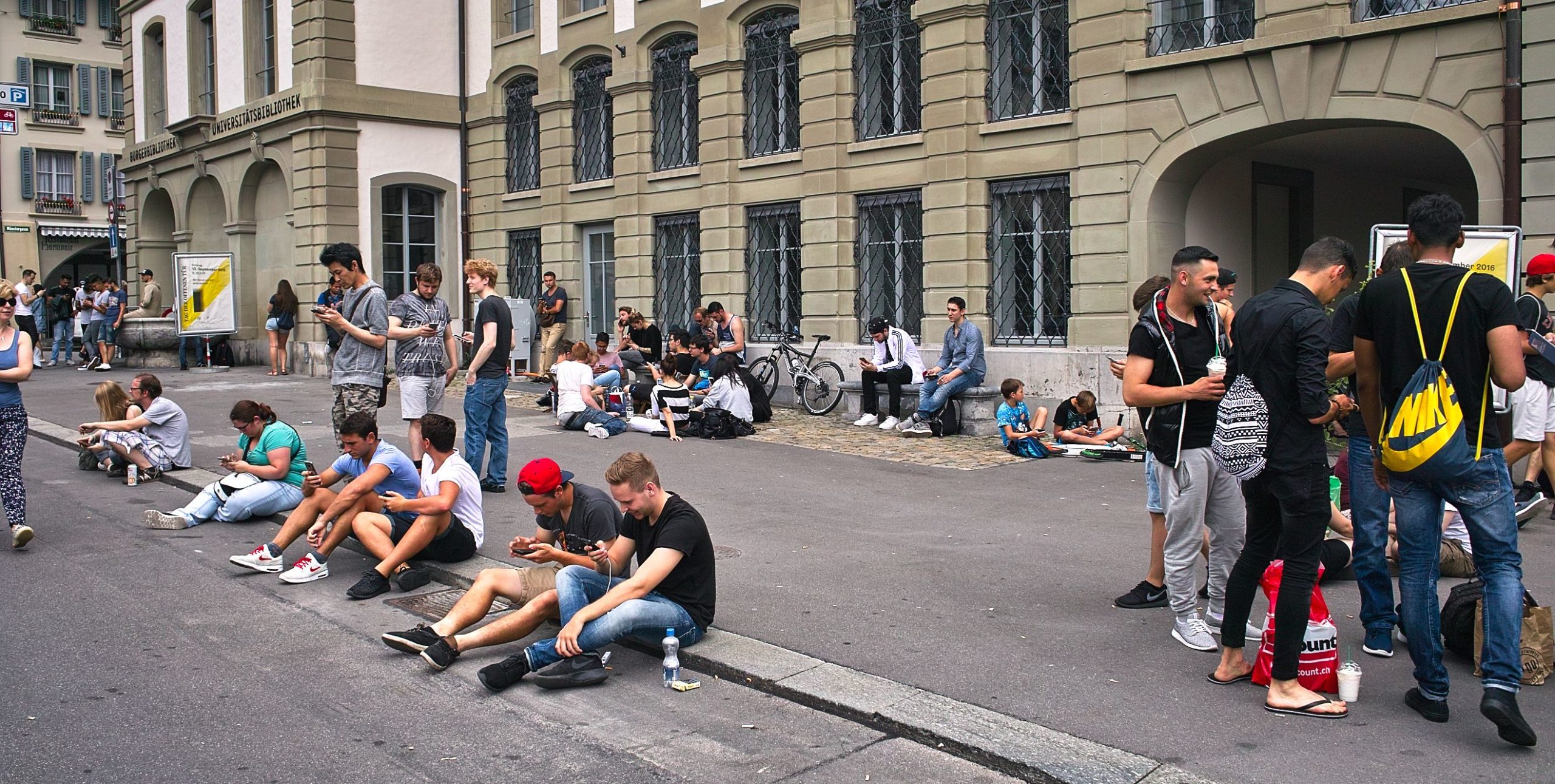 Pokéstop in Bern People gathering to collect Pokémon in Bern Photo by: Fred Schaerli CC-BY-SA 4.0